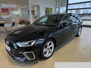 Audi A4 30 TDI S line