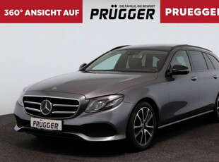 Mercedes-Benz E 220d Kombi Autom AVANTGARDE LED NAVI PANO NIGHTP