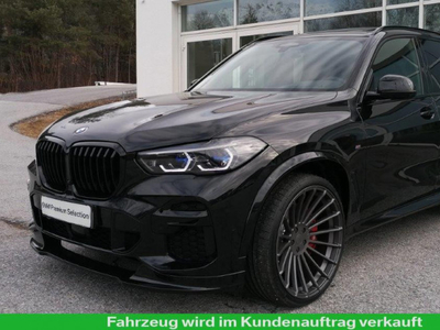 BMW X5 M50i