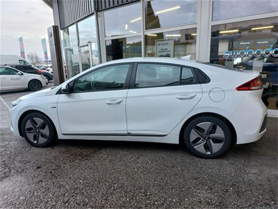 Hyundai Ioniq Gebrauchtwagen, Elektro/Benzin (Hybrid), Weiß, Salzburg, ID 1117901