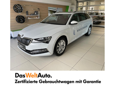 Skoda Superb Gebrauchtwagen, Elektro/Benzin (Hybrid), Weiß, Oberösterreich, ID 560256