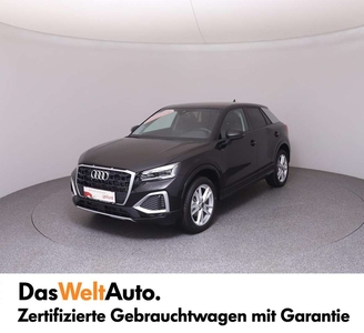 Audi Q2 35 TFSI admired