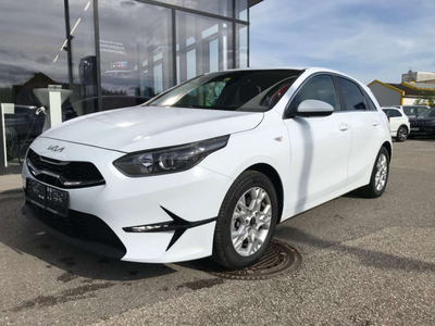 KIA Ceed Silber 1,6 CRDI