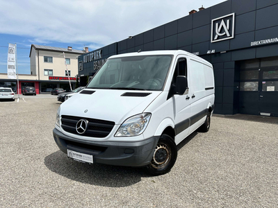 Mercedes-Benz Sprinter 214 CDI RWD