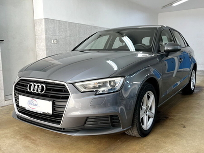 Audi A3 SPB TDI Business ''Navi-Xenon-Temp-MF-PDC-Alu16''