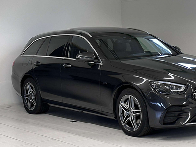 Mercedes-Benz E 300 de PHEV T Aut.*AMG-LINE*DISTRONIC*PANO*AHK*360°...