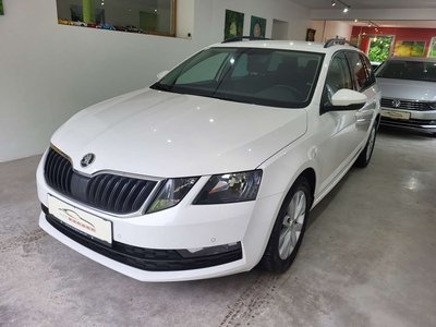 Skoda Octavia Combi 1,6 TDI Ambition Limited *3 Jahre Garantie