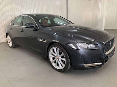 Jaguar XF 20d AWD Portfolio Aut.