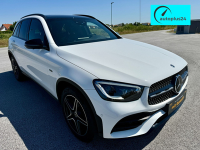 Mercedes-Benz GLC 300 de PHEV 4Matic AMG *LEDER/NAVI/ACC/AIRMATIC