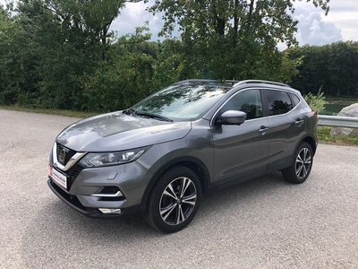 Nissan Qashqai N-Connecta ''Helmut''