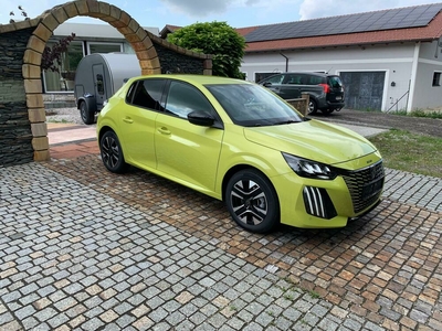 Peugeot 208 Hybrid 100 Allure