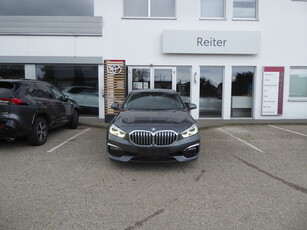 BMW 118d Luxury Line *LED*LEDER*AHK*