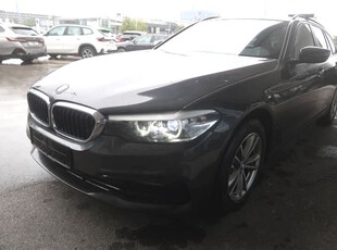 BMW 520d G31 Sport Line; LED, NAVI,Standhzg, M-Lenkrad