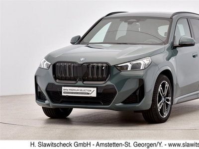 BMW iX1 xDrive30 M Sportpaket