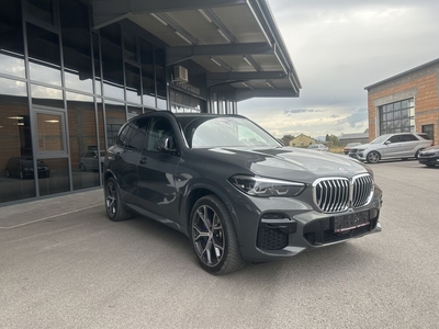 BMW X5 xDrive30d M-Paket,, Panorama,AHK, NETTO 63000€