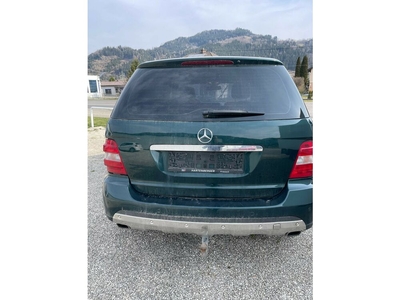 Mercedes-Benz ML 320 CDI (164.122)