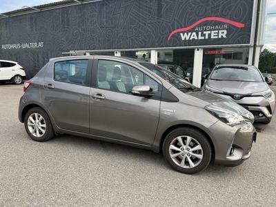 Toyota Yaris Gebrauchtwagen, Elektro/Benzin (Hybrid), Grau, Vorarlberg, ID 1095933