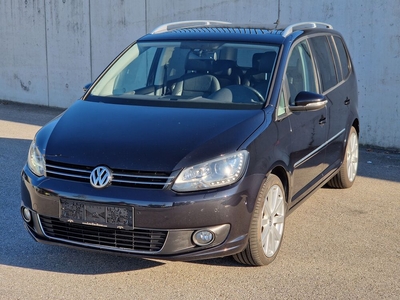 VW Touran Highline Panorama, Xenon, StHz, Voll