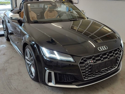 Audi TT TTS Roadster quattro