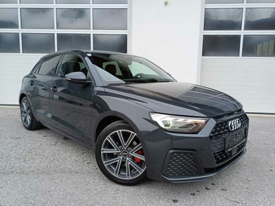 Audi A1 SB 25 TFSI S-LINE NEUWERTIG!! TEILLEDER