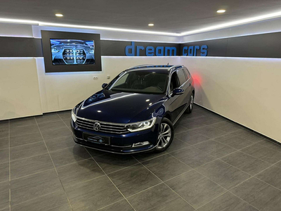 VW Passat Variant 1,6 SCR TDI DSG *HIGHLINE*LENKRADHEIZUNG*NAVIGA...