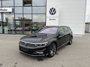 VW Passat Elegance R-Line