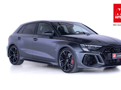 Audi RS3 2.5 TFSI quattro *LED*RSAGA*B&O*MAGNETIC*MMI*