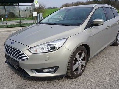 Ford FOCUS KOMBI 1,0 *Titanium*