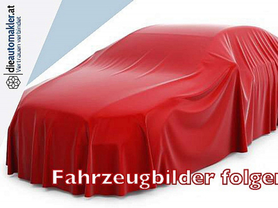 VW Touran R-LINE 2,0 SCR TDI 7 Sitze DSG *STHZG*AHK*KAMERA*