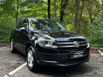 Volkswagen Tiguan Trend*1.Besitz*Parkhilfe*SHZ*Nur 103.000KM*AHK*