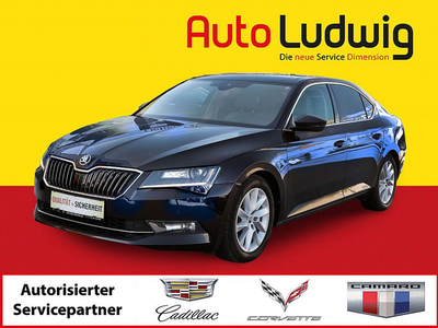 Skoda Superb 2.0 TDI Style DSG *NAVI*LEDER*XENON*PDC*...