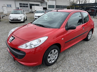 Peugeot 206/1.BESITZ/WENIG KM/NEUWERTIG