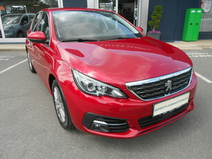 Peugeot 308 PureTech 110 S&S 6-Gang Allure Pack*NAVI+RFK*