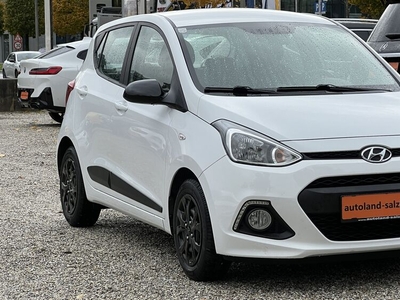 Hyundai i10 Black Line 8-Fachbereift 15 Zoll Alu PDC