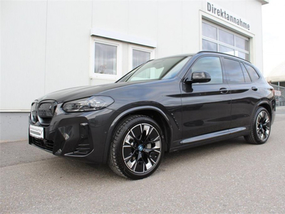 BMW iX3 M