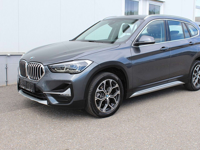 BMW X1 sDrive18d Aut. TEILLEDER*LED*NAVI*