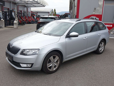 Skoda Octavia Combi 1,6 TDI Ambition *BASTLERFAHRZEUG!**AHK, ...