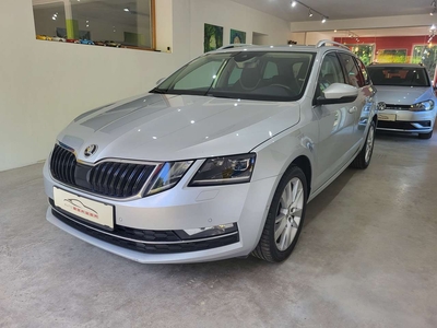 Skoda Octavia Combi 1,6 TDI Style Limited DSG *3 Jahre Garantie