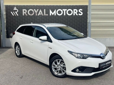 Toyota Auris Hybrid Active