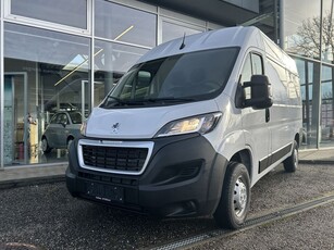 Peugeot °KASTENWAGEN °Boxer 330 L2H2 Pro Blue HDi 120