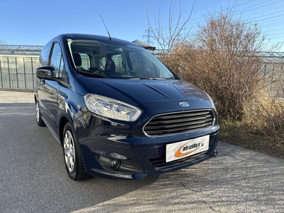 Ford Tourneo Courier Trend 5 Sitzer 1.Besitz SHZG AHK