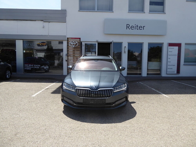 Skoda Superb Combi 1,6 TDI DSG *LED*NAVI*AHK*VIRTUAL*