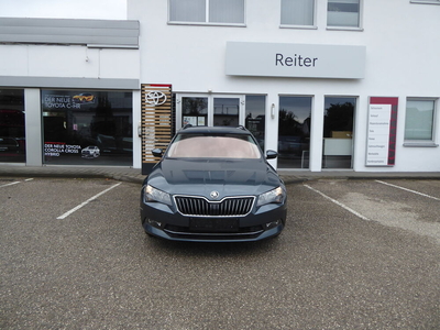 Skoda Superb Combi 1,6 TDI *NAVI*SHZ*KAMERA*