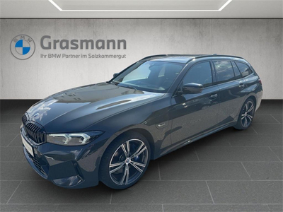 BMW 330e xDrive Touring