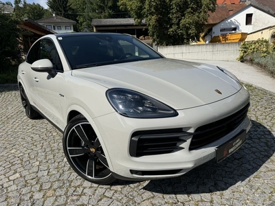 Porsche Cayenne Coupe E-Hybrid PANO ACC