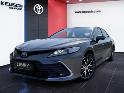 Toyota Camry 2,5 Hybrid Lounge