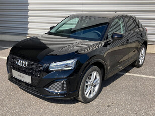 Audi Q2 30 TFSI admired