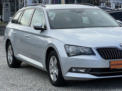 Skoda Superb Ambition 4x4 DSG NAVI PDC 16 Zoll Alu Temp.