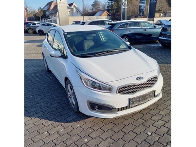 KIA Ceed Gebrauchtwagen, Diesel, Weiß, Niederösterreich, ID 1172111