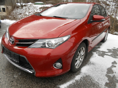 Toyota Auris Active